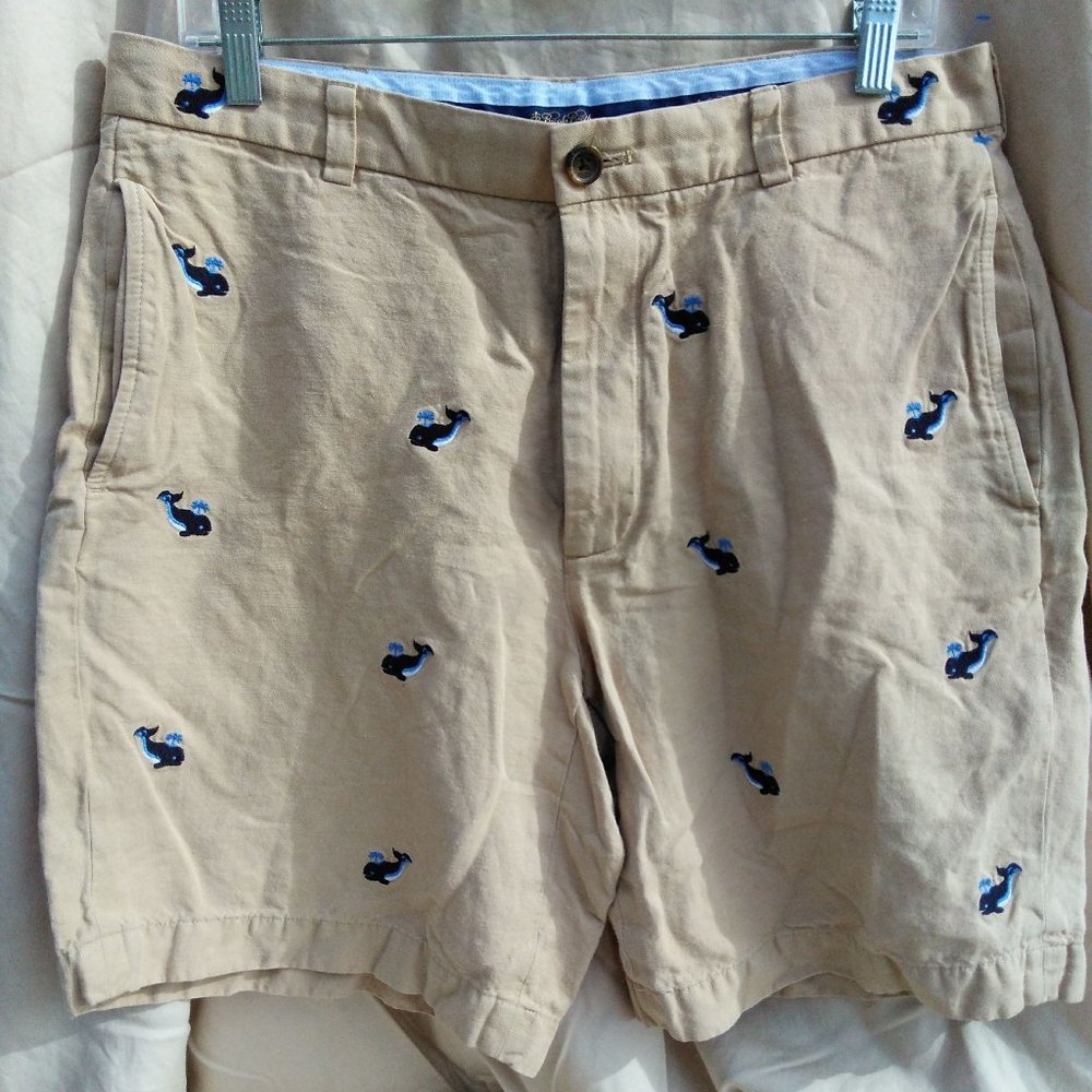 Brooks Brothers khaki shorts Embroidered whales 34